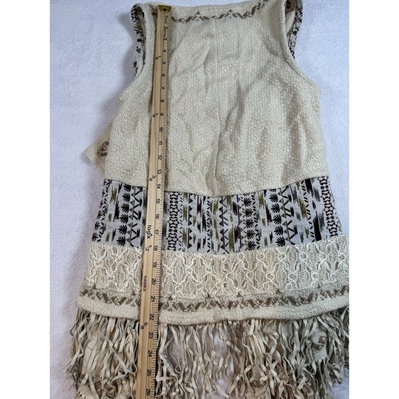 Miss Me Open Fringe Vest Cream Multicolored Aztec Print Band Accent Fringe Hem M - Picture 9 of 10